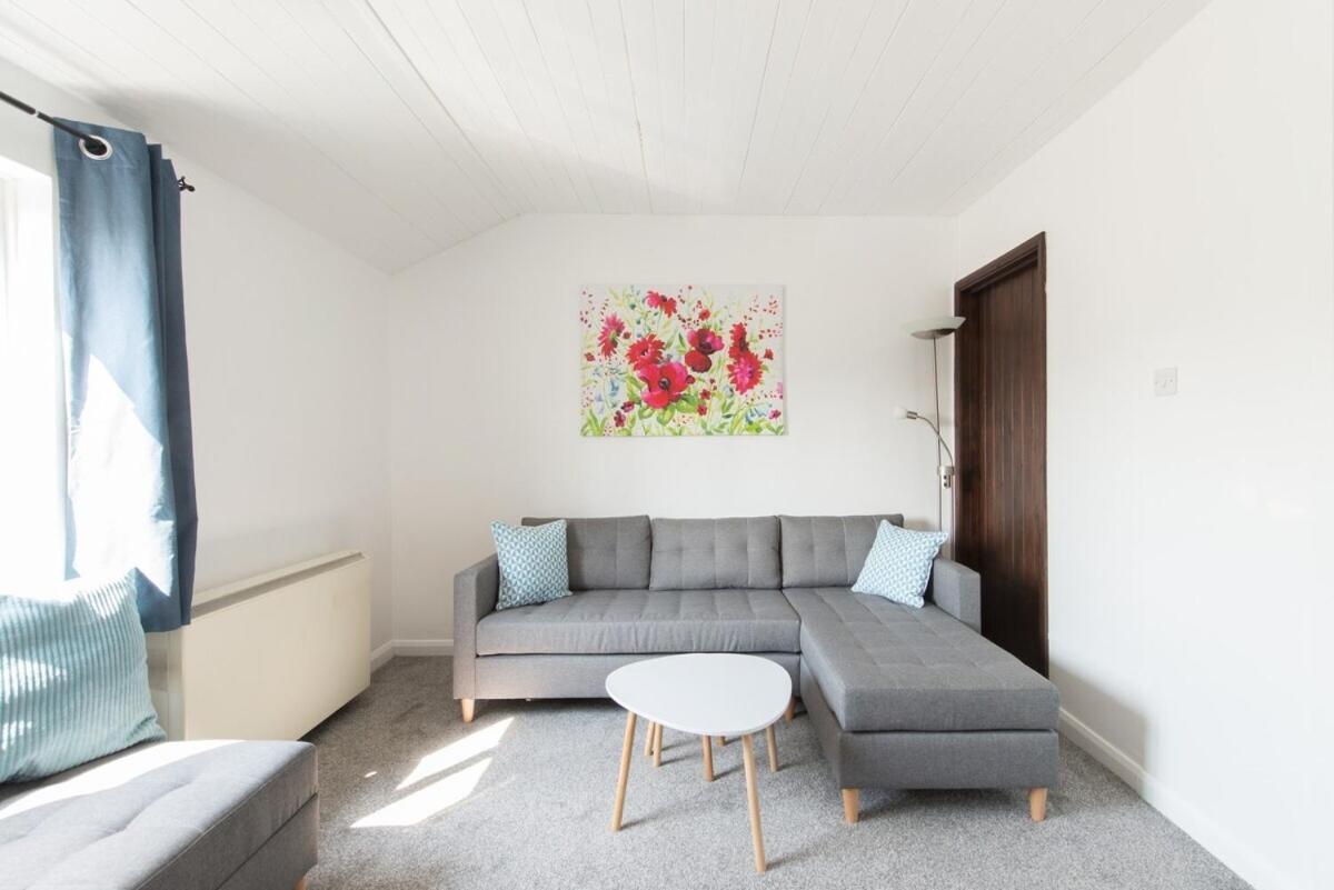 Mill View Villa Northleach Phòng bức ảnh