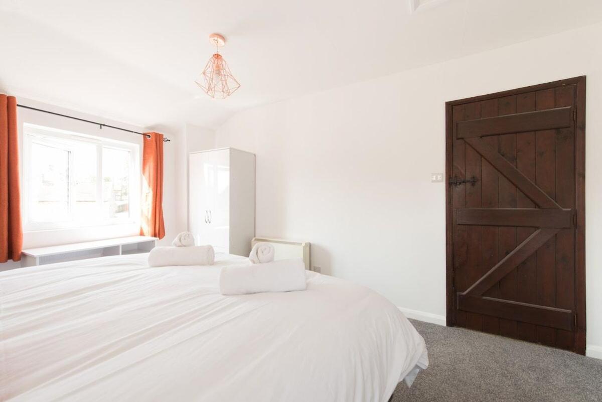 Mill View Villa Northleach Phòng bức ảnh
